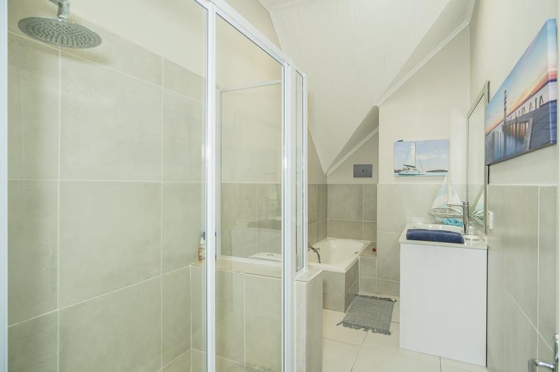 4 Bedroom Property for Sale in Victorskloof Western Cape